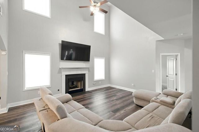 109 Lacey Oak Lane, Bonaire, GA 31005