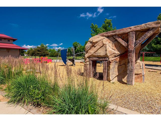 622 Dahlia Way, Louisville, CO 80027