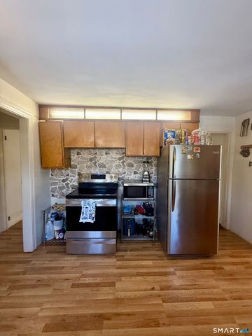 52 Gerard Street, Manchester, CT 06040