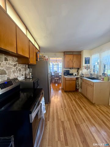 52 Gerard Street, Manchester, CT 06040