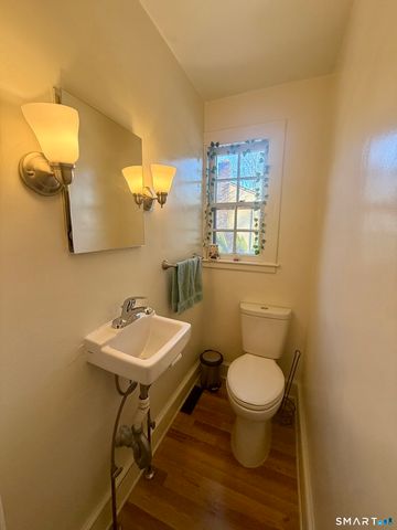 52 Gerard Street, Manchester, CT 06040