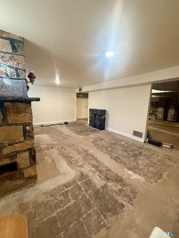 52 Gerard Street, Manchester, CT 06040