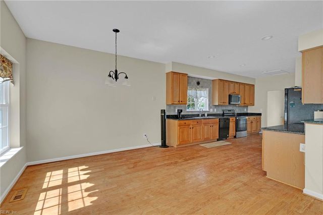 5347 Rockingham DR, Williamsburg, VA 23188