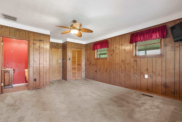 687 Terry Street, Hot Springs, AR 71913