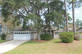 63 Norwich Circle, Niceville, FL 32578
