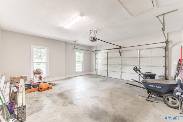 2707 Bronte Circle, Owens Cross Roads, AL 35763