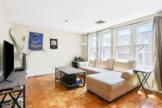 128 Tudor G, Boston, MA 02127