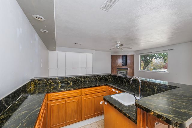 1500 Oak Cliff Road, Fort Worth, TX 76103