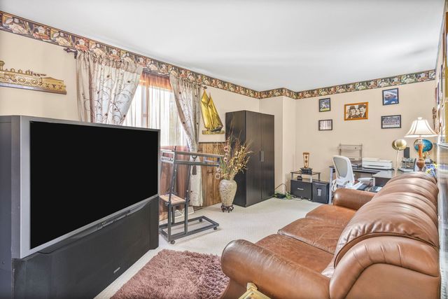 22757 Lakeshore Drive, Richton Park, IL 60471