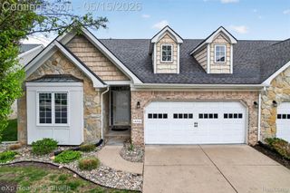 15752 Hunters Grove Court 20, Livonia, MI 48154