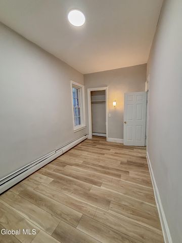 2425 5th Avenue, Troy, NY 12180