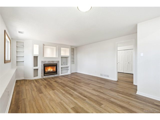 5830 W 73rd Ave, Arvada, CO 80003