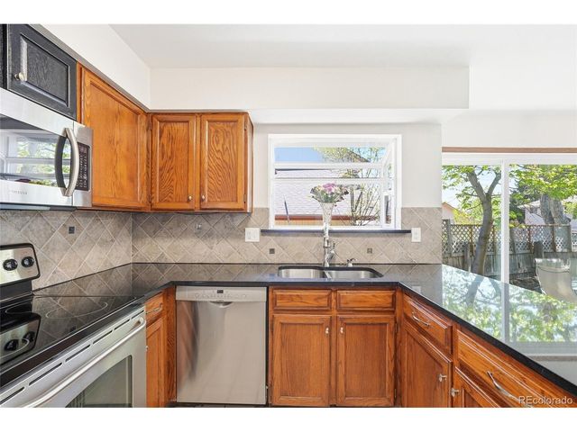 5830 W 73rd Ave, Arvada, CO 80003