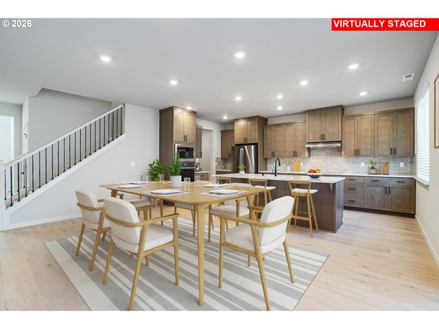 8706 N FARRELL St, Camas, WA 98607