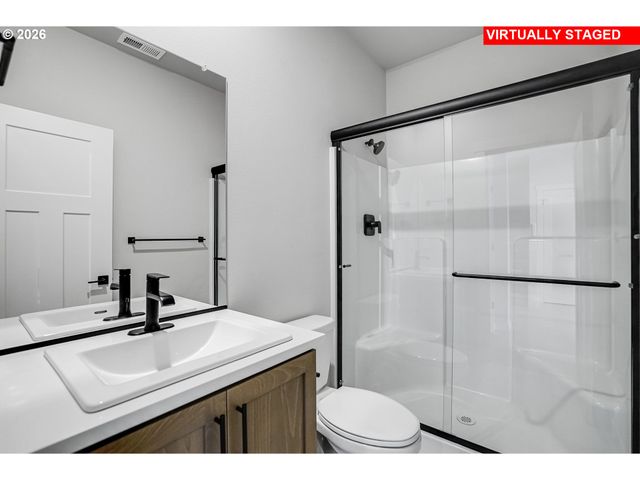 8706 N FARRELL St, Camas, WA 98607