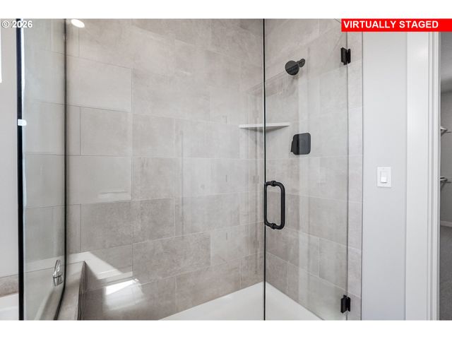 8706 N FARRELL St, Camas, WA 98607