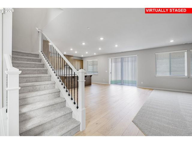 8706 N FARRELL St, Camas, WA 98607