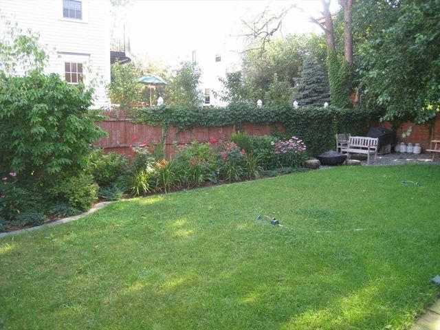 259 Washington St 1, Cambridge, MA 02139