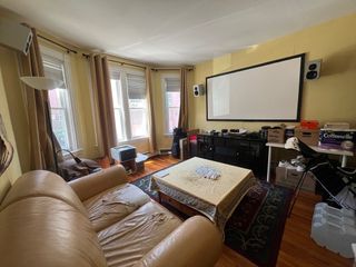259 Washington St 1, Cambridge, MA 02139
