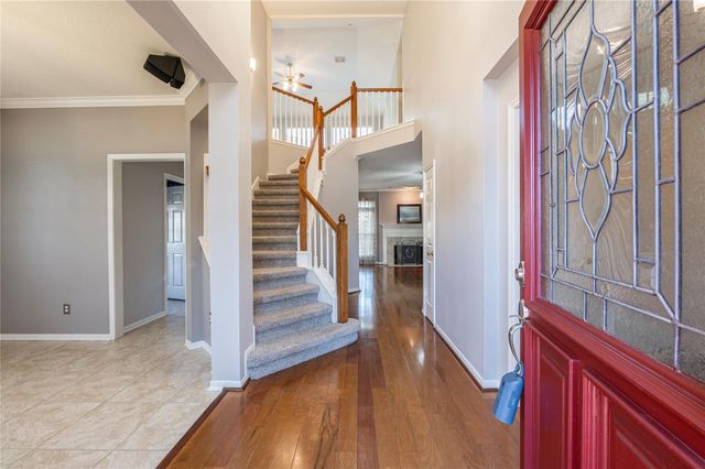 111 Oak Creek Lane, League City, TX 77573