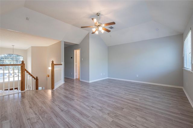 111 Oak Creek Lane, League City, TX 77573