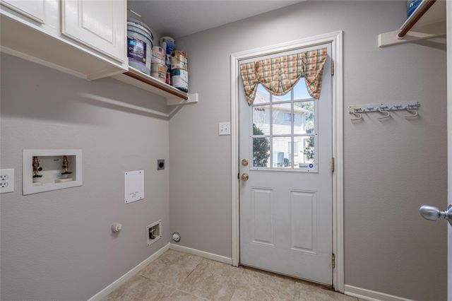 111 Oak Creek Lane, League City, TX 77573