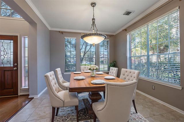 111 Oak Creek Lane, League City, TX 77573