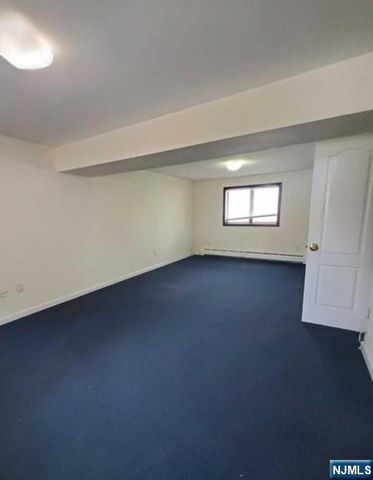 180 Myrtle Avenue, Fort Lee, NJ 07024