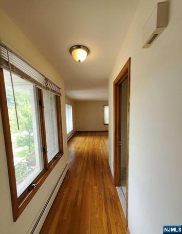 180 Myrtle Avenue, Fort Lee, NJ 07024