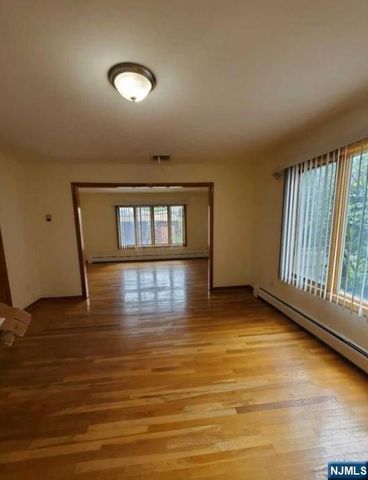 180 Myrtle Avenue, Fort Lee, NJ 07024