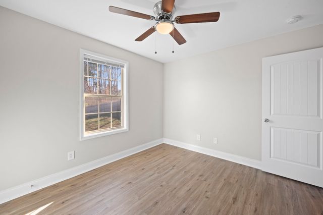 1385 Sussex Dr, Clarksville, TN 37042