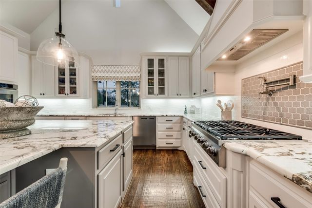 104 Brentwood Drive, Heath, TX 75032