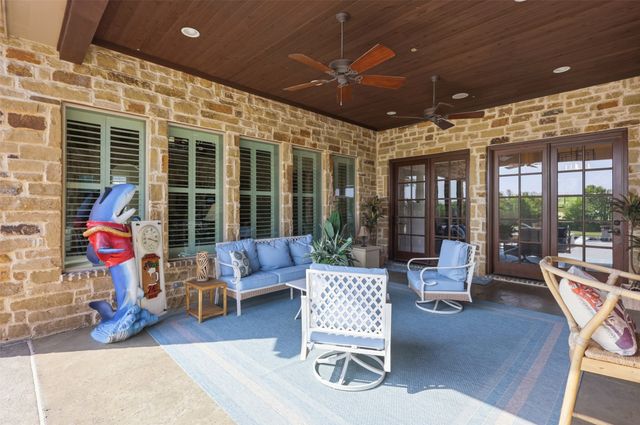 104 Brentwood Drive, Heath, TX 75032