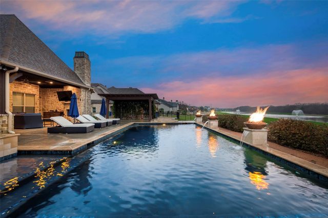 104 Brentwood Drive, Heath, TX 75032