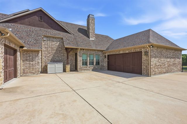 104 Brentwood Drive, Heath, TX 75032