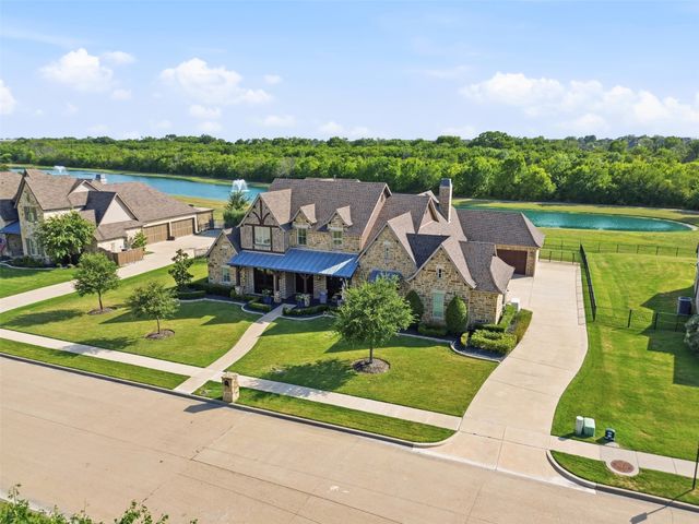 104 Brentwood Drive, Heath, TX 75032