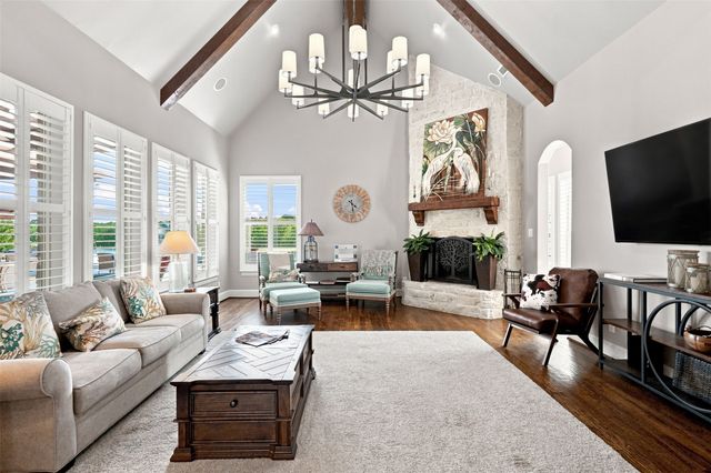 104 Brentwood Drive, Heath, TX 75032