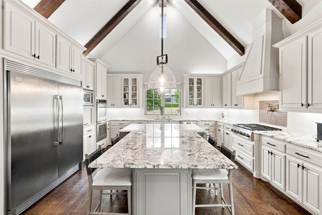 104 Brentwood Drive, Heath, TX 75032