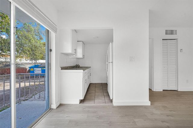 8295 NE Miami Ct 3, Miami, FL 33138