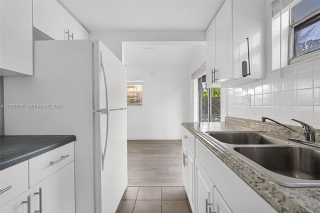 8295 NE Miami Ct 3, Miami, FL 33138