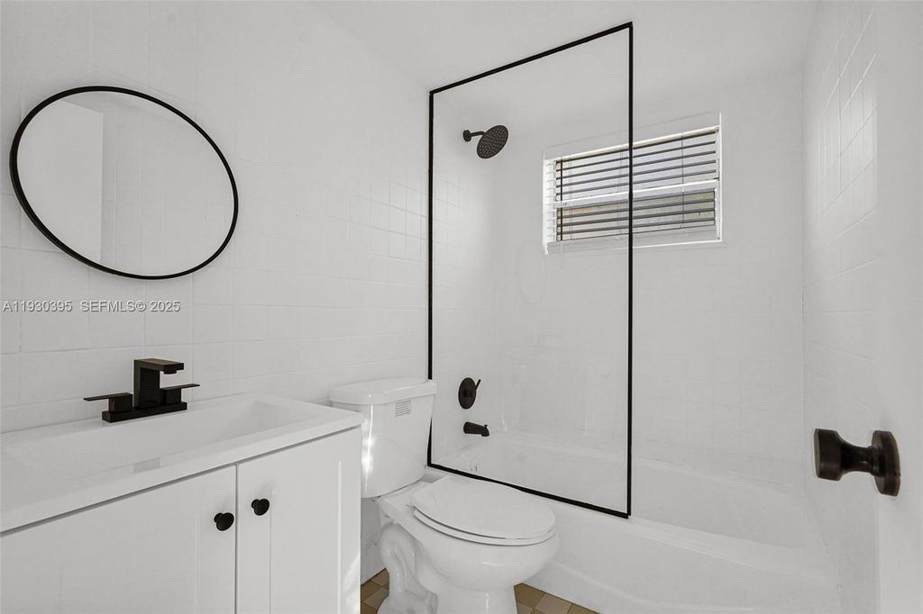 8295 NE Miami Ct 3, Miami, FL 33138