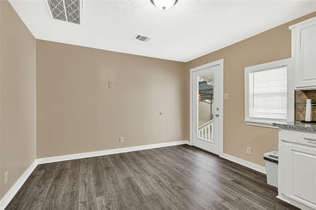 305 N Live Oak Street, Houston, TX 77003