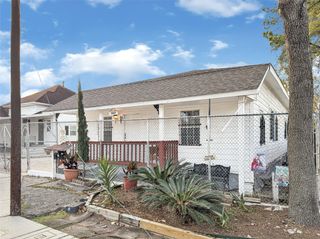 305 N Live Oak Street, Houston, TX 77003