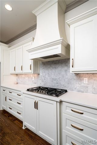 6061 Candler, Tuscaloosa, AL 35406