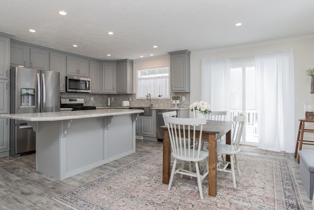 104 Robin Hood Drive, Exeter, NH 03833