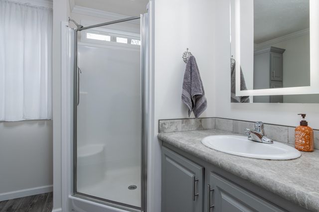 104 Robin Hood Drive, Exeter, NH 03833