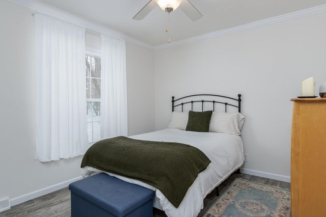 104 Robin Hood Drive, Exeter, NH 03833