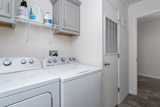 104 Robin Hood Drive, Exeter, NH 03833