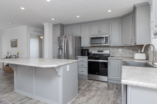 104 Robin Hood Drive, Exeter, NH 03833