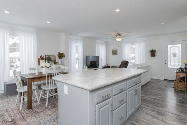 104 Robin Hood Drive, Exeter, NH 03833